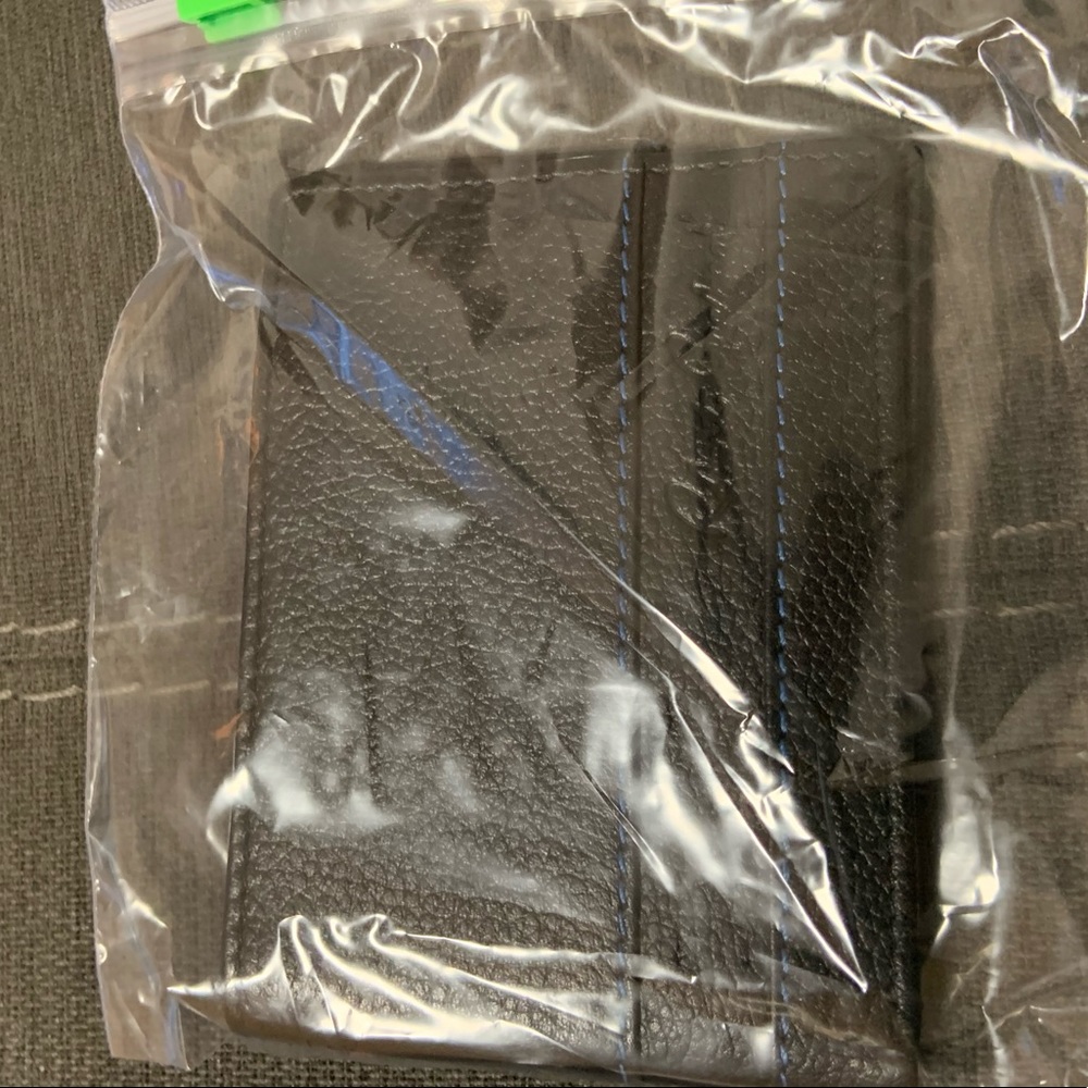 Robert Graham WALLET